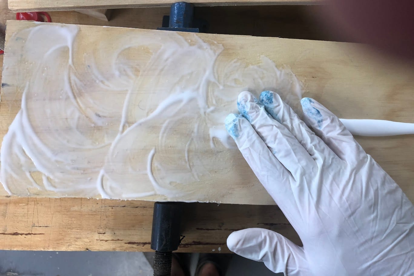 Apply the normal glue